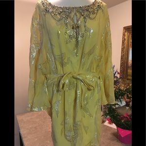 Beautiful yellow dress !!!!!